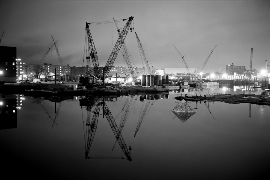 Fort Point Channel, Pyramid